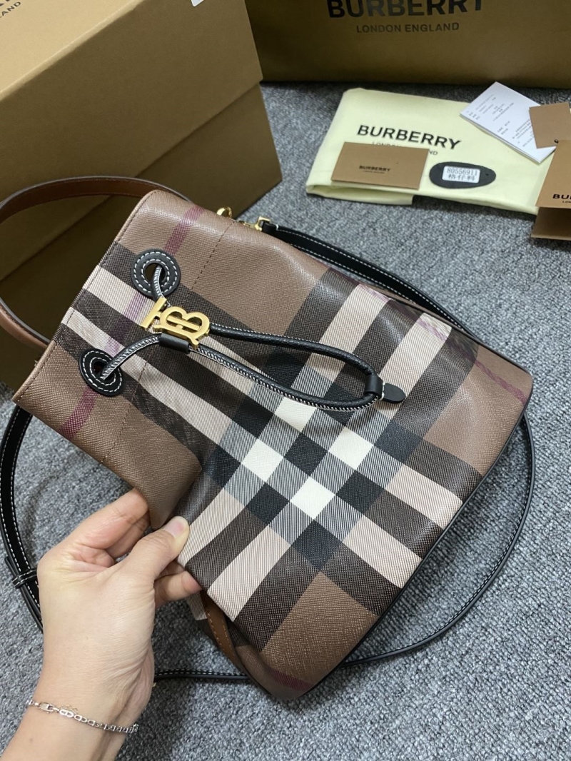 Bv*b*rry bucket bags